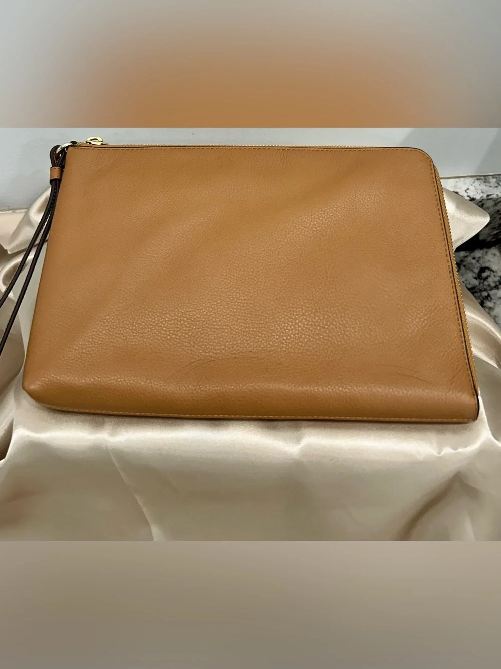 ANTONIO MELANI Tan Leather Wristlet Clutch